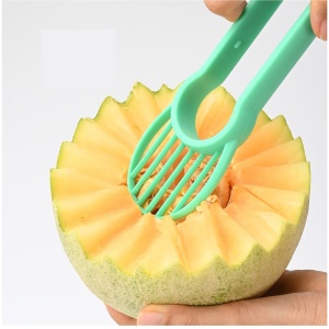 Ustensila bucatarie 4 in 1 pentru taiat si decorat fructe Flippy, material inox si plastic, compact, 28x6.2 cm, verde - Img 8