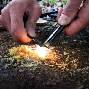 Kit Supravietuire Multifunctional Flippy, Instrumente Profesionale, Sub Forma de Trusa, pentru Camping, Drumetii si Aventuri in Aer Liber, Albastru - Img 5