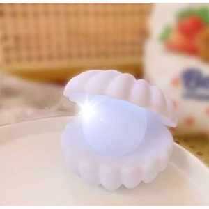 Lampa de Veghe, Flippy, Model Scoica cu Perla, Lumina Calda, 10 x 8.5 cm, Led, Baterii Incluse 3 x LR44, Alb - Img 4