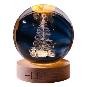 Lampa LED Decorativa, Flippy, cu Bila de Cristal cu Diametru 6cm, Model Brad de Craciun 3D, Alimentare USB, Suport din Lemn, Lumina Alb Cald - Img 1