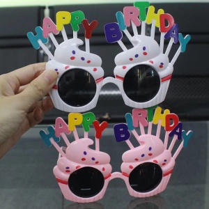 Ochelari Happy Birthday, Flippy, Tematica Aniversare, Protectie Soare, din Plastic, Model Prajiturele, 18.5x11.5 cm, Alb - Img 7