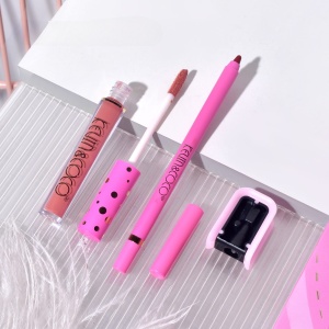 Set Paleta de machiaj cu 14 farduri de pleoape Kevin&Coco, Red Heart Eyeshadow Palette, 21 x 20.5 x 2.2cm - Img 3