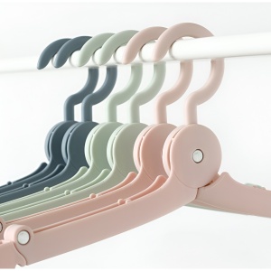 Umeras Pliabil de Calatorie, Flippy, Mini Cuier Portabil pentru Haine, Suport de Uscare, 14x7x1.4cm, Roz - Img 5