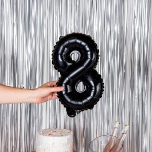 Balon din Folie Metalizata Flippy, Figurina Cifra, Tema Aniversare 40 cm, Ambalaj Individual, Pai inclus, Umflare cu Aer sau Heliu, Negru, Cifra 8 - Img 3
