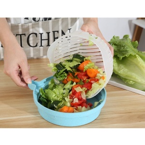 Bol Feliator pentru Salata, Flippy, Castron Multifunctional pentru Legume si Fructe, pentru Spalat si Taiat Legumele, cu Scurgere si Tocator, Ergonomic, Protectie pentru Maini, 21x18.5x11.5 cm, Albastru - Img 7