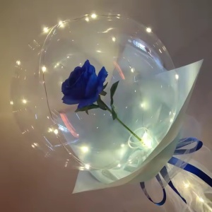 Buchet Decorativ, Flippy, Trandafir in Balon cu Lumini Led, Diametru 35 cm, 2 x Baterii AA (neincluse), Albastru/Alb - Img 3