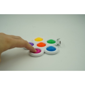 Jucarie Push Pop Bubble Fidget, Pop It, breloc antistres, Floare, Multicolor/Alb - Img 2