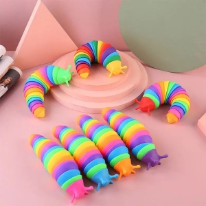 Jucarie Senzoriala Antistres, Flippy, Fidget Toys, Omida Curcubeu, 18.6 cm, Functie de Luminat, +3 Ani, Multicolor - Img 8