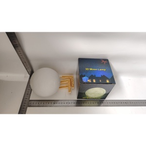 Lampa de veghe luna 3D Moon Light, lumina LED alb cald, alimentare baterii, fara acumulator, stand din plastic inclus, 12 cm, Flippy - Img 10