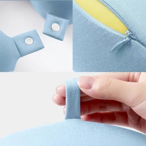 Perna de Calatorie in Forma de U, Flippy, Pentru Gat si Cap, Umplutura din Spuma cu Memorie, 30x30 cm, Sistem Prindere Capse, Cutie de Depozitare, Bleu - Img 4