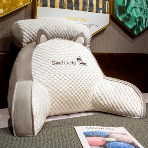 Perna Multifunctionala, Flippy, Spatar pentru Pat, Protectie Lombara, Marime Medie, 60 x 40 cm, din Plus, Model Catelus, Gri - Img 2