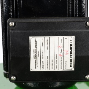 Razatoare de legume si fructe fara samburi Micul Fermier, 1.1KW, capacitate de productie 1200Kg/h, volum 35L - Img 3