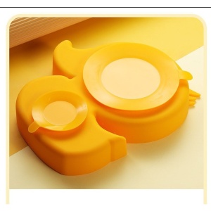 Set diversificare bebelusi Flippy, din silicon, 20 x 17.5 cm, 1 farfurie compartimentata in forma de rata, lingurita si furculita, pai, perie pai, fara alergeni, ventuza fixare, forma creativa, galben - Img 2