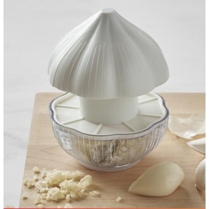 Tocator manual pentru usturoi, in forma de usturoi, cutite rezistente, utilizare prin apasare, material ABS si inox, 9.5x9.5x9.3 cm, alb - Img 7