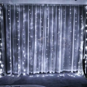 Instalatie Craciun, Tip Perdea, IP44, 6 m x 2 m, 720 LED-uri, Alb rece, cu flash, Transformator, Interconectabila, Prelungitor 5 m inclus, Fir transparent, Interior/ Exterior, Flippy - Img 2