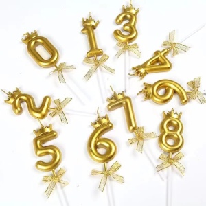 Lumanare pentru Tort Cifra 6, Model Coroana, Gold, Flippy, Party - Img 3