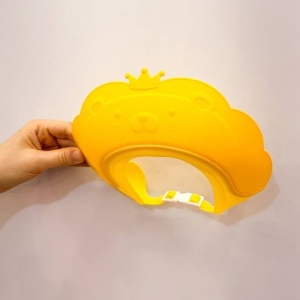 Viziera de Protectie Baie Pentru Copii, Fippy, Model Coronita Leu, Dimensiune ajustabila, Durabil, Usor de curatat, Impotriva Samponului, pentru Ochi si Urechi, TPE+PP, 21x20.5 cm, Galben - Img 5
