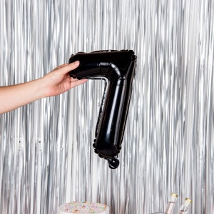 Balon din Folie Metalizata Flippy, Figurina Cifra, Tema Aniversare 40 cm, Ambalaj Individual, Pai inclus, Umflare cu Aer sau Heliu, Negru, Cifra 7 - Img 3
