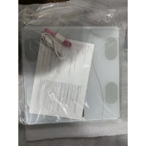 Cantar Electronic Inteligent De Baie Flippy Cu Aplicatie Smart, Corporal, Ecran Digital Iluminat, Termometru, Suporta Maxim 180 Kg, 26 x 26 cm, Baterii, Alb - Img 3
