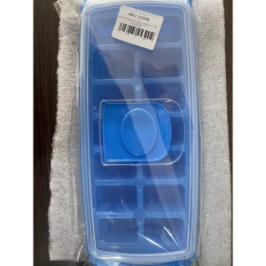 Forma pentru cuburi de gheata Flippy, 14 cuburi, reutilizabil, plastic alimentar, cu capac, orificiu umplere, dreptunghiulara, 29.5 x 12.5 x4 cm, albastru - Img 9