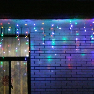 Instalatie Craciun, 30 m, 858 Led-uri ,Franjuri, Rosu / Verde/ Albastru, Flash, Transformator, Interconectabila, Prelungitor 3 m inclus, Fir Transparent, Flippy - Img 5