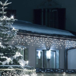 Instalatie Craciun Turturi, IP44, 34 m, 990 Led-uri ,Perdea Franjurata, Alb rece, 8 jocuri de lumini, Transformator 31 V, Putere 9 W, Interconectabila, Interior/Exterior, Prelungitor 5 m inclus, Fir Negru, Flippy - Img 4