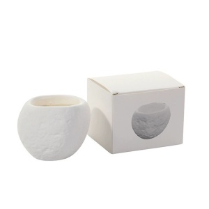 Lumanare Parfumata, Flippy, Model Abstract, Aroma de Ploaie Osmanthus, din Ceara de Soia, 8 x 5.5 x 6 cm, Alb - Img 1