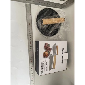 Presa Manuala pentru Carne, Flippy, din Aliaj de Aluminiu, Maner din Lemn, Presa pentru Burgeri, Usor de Curatat si Folosit, Rotunda, 16x16x6 cm, Neagra - Img 2