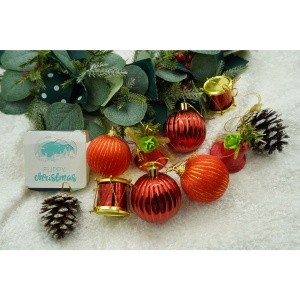 Set de 24 ornamente de brad, Flippy, de tip Glob, Rosu/ Maro, din polistiren, cu finisaj sclipitor , cutie 5 cm adancime x 29 cm lungime x 19 cm inaltime - Img 3
