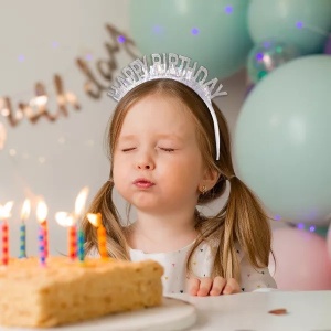 Coronita Decorativa pentru Petreceri, Flippy, Tema Aniversare, Model Happy Birthday, Marime Universala, Argintiu - Img 2