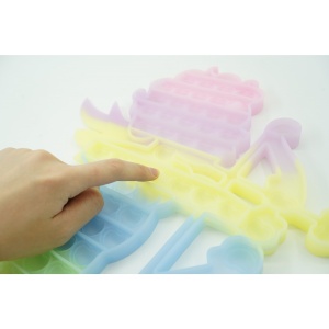 Jucarie antistres din silicon Flippy, Pop it Now and Flip It , 40x45 cm, Cupidon, Fosforescent, Multicolor - Img 5