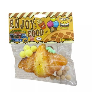 Jucarie Antistres Squishy, Flippy, cu Revenire Lenta, Model Croissant, 10x8 cm, 90g, Ambalaj Transparent, Maro