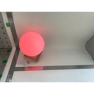 Lampa de veghe luna 3D Moon Light, lumina multicolora cu LED, 7 culori ,schimbare culoare prin atingere,, alimentare baterii, fara acumulator, stand din plastic inclus, 15 cm, Flippy - Img 10