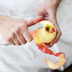 Peeler pentru Legume si Fructe, Flippy, 3.6 x 9.1 cm, Multifunctional, Curatator Pliabil, din ABS si Otel Inoxidabil, Alb - Img 4