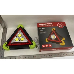 Triunghi Multifunctional de Avertizare, Flippy, Lanterna LED, Impermeabil IP65, 800 lm, 2 x AA, Functie Incarcare Telefon, USB si Micro USB, COB, Verde - Img 2