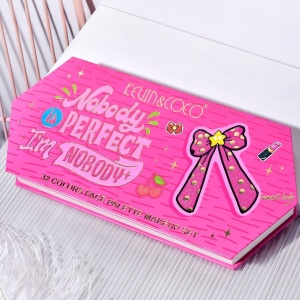 Trusa de Machiaj, KEVIN & COCO, Nobody is Perfect, I am Nobody, 32 culori, 29 x 23.5 x 3 cm - Img 2