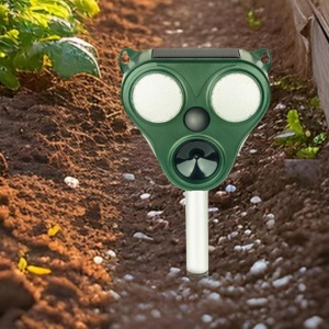Aparat Solar LED cu Ultrasunete, Flippy, Repelent pentru Animale Mari si Mici, Lumina Rosie si Alba, Anti Rozatoare, Anti Insecte, Frecventa 13.5KHZ-65 KHZ, Senzor PIR, 13 x 14.7 x 24.5 cm, Verde - Img 7
