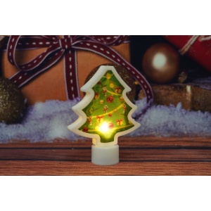Decoratiune luminoasa 3D, Tip brad mic, cu baterii - Img 3