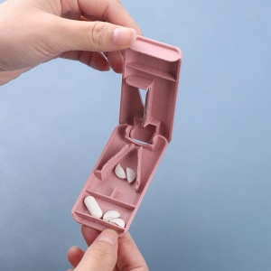 Dispozitiv taiere si depozitare medicamente, Flippy, Roz, Plastic, 8 x 4 x 1.8 cm - Img 5