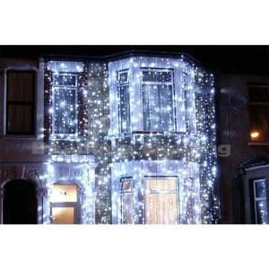 Instalatie Craciun Profesionala de Exterior IP65, Tip Perdea, 1m x 5m, 500 Led-uri Mari, Alb rece, cu flash, Alimentator 1,5 m, Interconectabila, Fir negru, Flippy - Img 2
