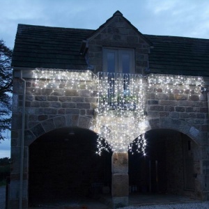 Instalatie Craciun Profesionala de Exterior IP65, Tip Perdea, 2m x 2m, 400 Led-uri Mari, Alb rece, cu flash, Alimentator si prelungitor 6,5 m, Interconectabila, Fir negru, Flippy - Img 4