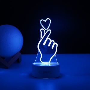 Lampa LED decorativa, Flippy, 3D, Mana si Inima, din material acril si lumina multicolora, alb - Img 3