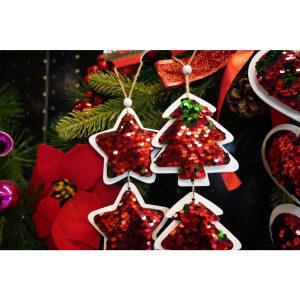 Ornament de brad trei inimi cu paiete, Flippy, rosu, lemn, 36 cm - Img 3