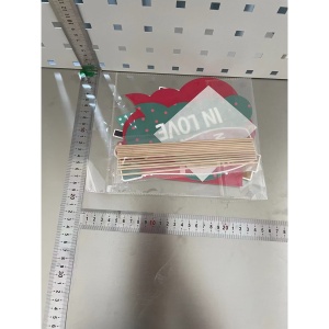 Set 12 Accesorii pentru Petrecere, Props pentru Coltul de Poze, Tematica Iubire, Multicolor - Img 2