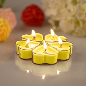 Set 9 Lumanari in Forma de Inima, Flippy, pentru Ziua Indragostitilor, Aroma de Citrice, Ardere 3.5 h, din Parafina, 4 x 2 cm, Galben - Img 3