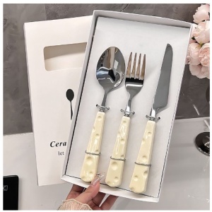 Set Tacamuri, Flippy, 3 Piese, Lingura Furculita Cutit, Stil Italian, Manere Plastic, Inox, Auriu - Img 1