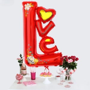 Balon din Folie Metalizata, Flippy, Figurine, Model LOVE, Tematica Iubire, 110x64 cm, Ambalaj Individual, Pai Inclus, Umflare cu Aer sau Heliu, Rosu - Img 2