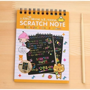 Caiet cu fise razuibile Flippy, DIY Magic Scratch, 12 File, Curcubeu, Creion din Lemn, Cartonase negre, 14.5 x 10 cm, portocaliu - Img 8