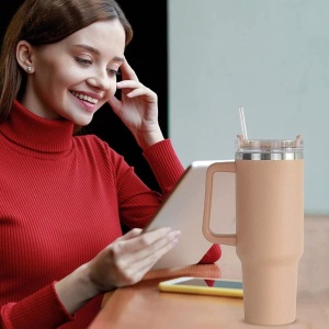 Cana Termos din Plastic, Flippy, pentru Bauturi Calde si Reci, cu Maner, 9.9x9.9x27 cm, Roz Pal - Img 4