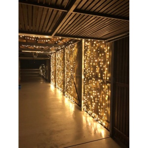 Instalatie Craciun Profesionala de Exterior IP65, Tip Perdea, 14m x 2m, 2800 Led-uri Mari, Alb cald, cu flash, Alimentator si prelungitor 6,5 m, Interconectabila, Fir negru, Flippy - Img 9
